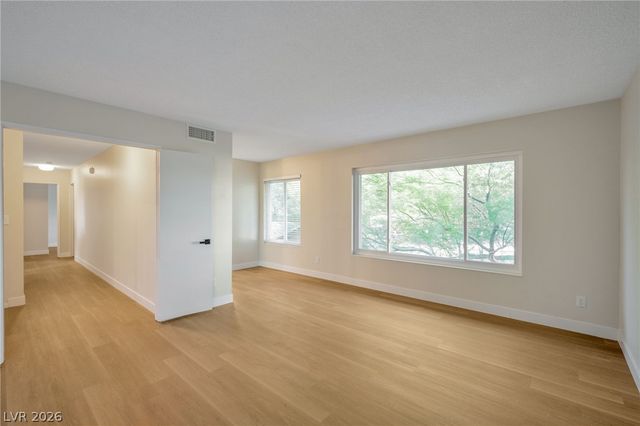 5279 Willowhaven Avenue, Las Vegas, NV 89120
