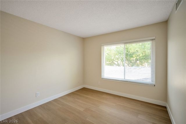 5279 Willowhaven Avenue, Las Vegas, NV 89120