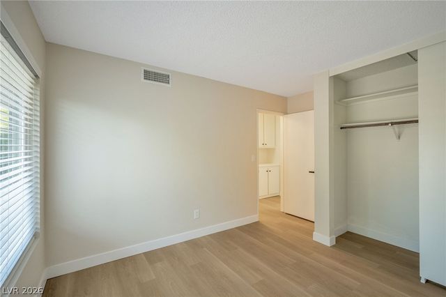 5279 Willowhaven Avenue, Las Vegas, NV 89120