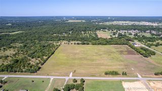 910 SE Lenapah Street, Skiatook, OK 74070