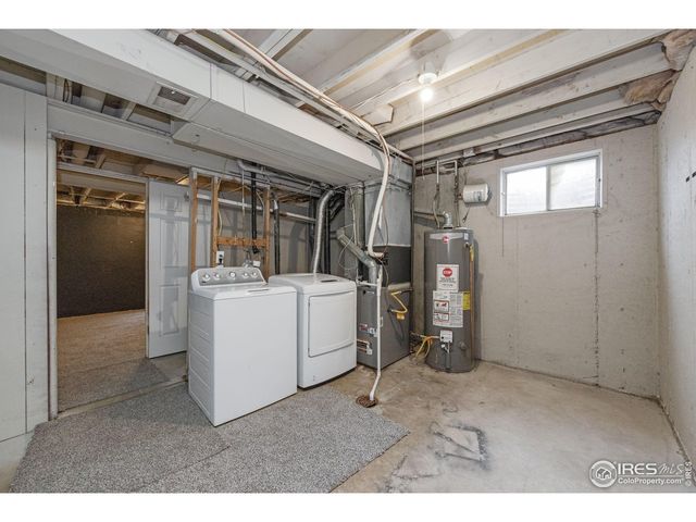 1029 Townley Cir, Longmont, CO 80501