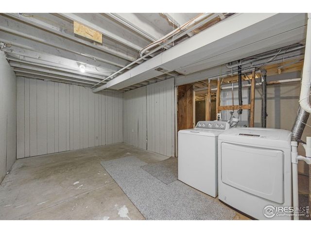 1029 Townley Cir, Longmont, CO 80501