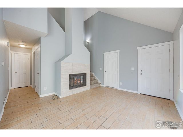 1029 Townley Cir, Longmont, CO 80501