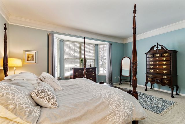 12234 Arlington Drive, Huntley, IL 60142