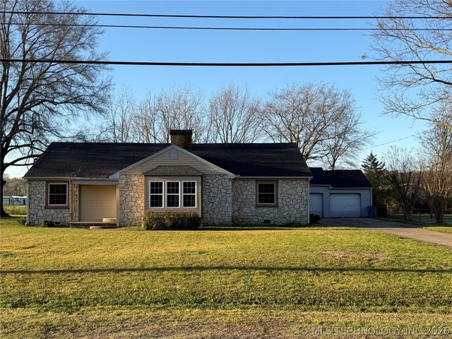 408 W Blair Avenue, Wilburton, OK 74578