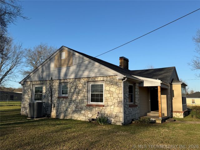 408 W Blair Avenue, Wilburton, OK 74578
