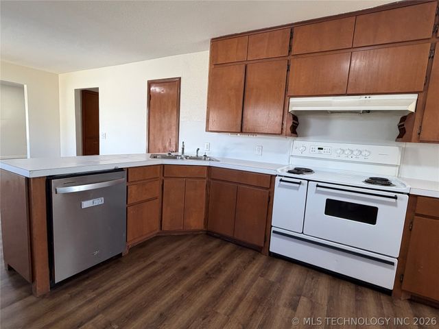 408 W Blair Avenue, Wilburton, OK 74578