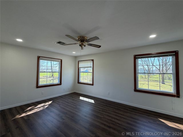 408 W Blair Avenue, Wilburton, OK 74578