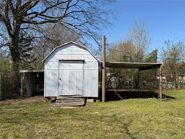 408 W Blair Avenue, Wilburton, OK 74578