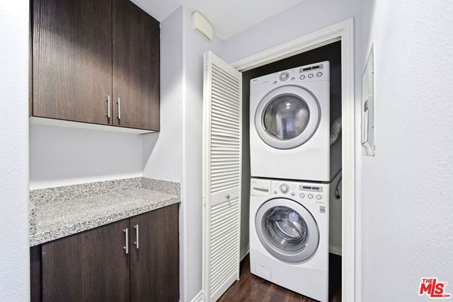 1408 W WASHINGTON Boulevard 202, Los Angeles, CA 90007