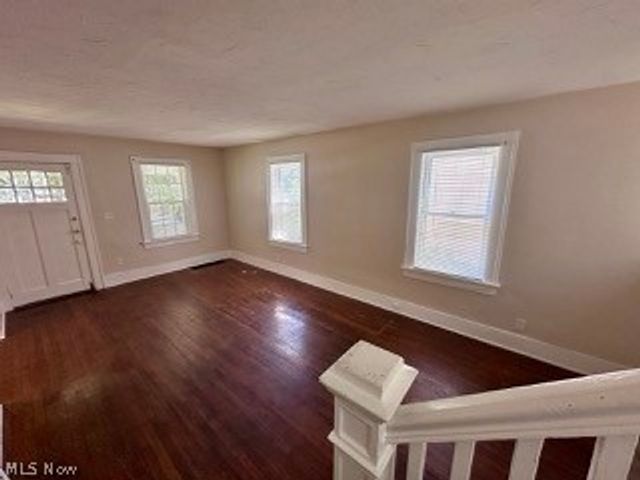 700 Noble Avenue, Akron, OH 44320