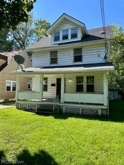 700 Noble Avenue, Akron, OH 44320