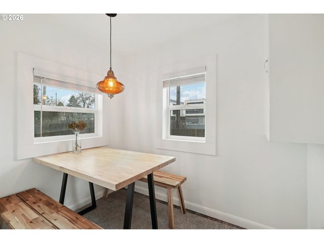 7 Se 52ND Ave, Portland, OR 97215