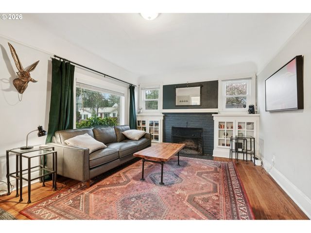 7 Se 52ND Ave, Portland, OR 97215