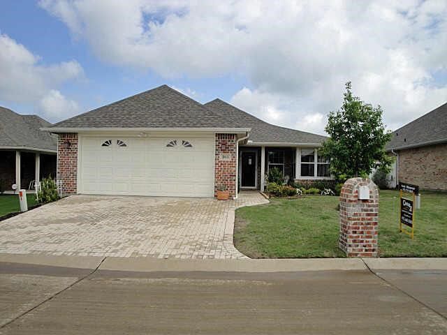 103 Sunglow Loop, Red Oak, TX 75154