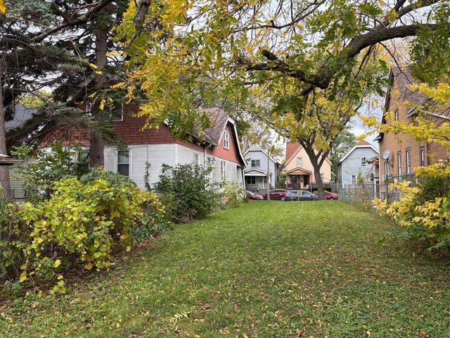 3050 N 24th PLACE, Milwaukee, WI 53206