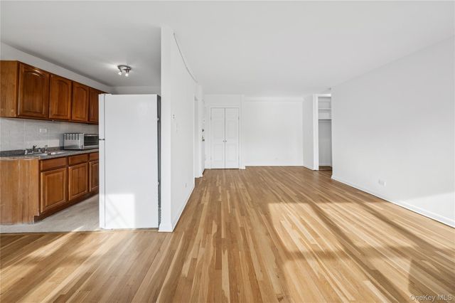 5730 Mosholu Avenue 5F, Bronx, NY 10471