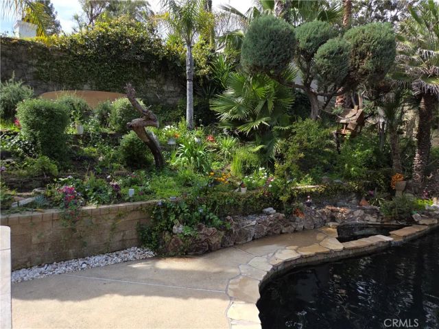 25447 Via Novia, Valencia, CA 91355