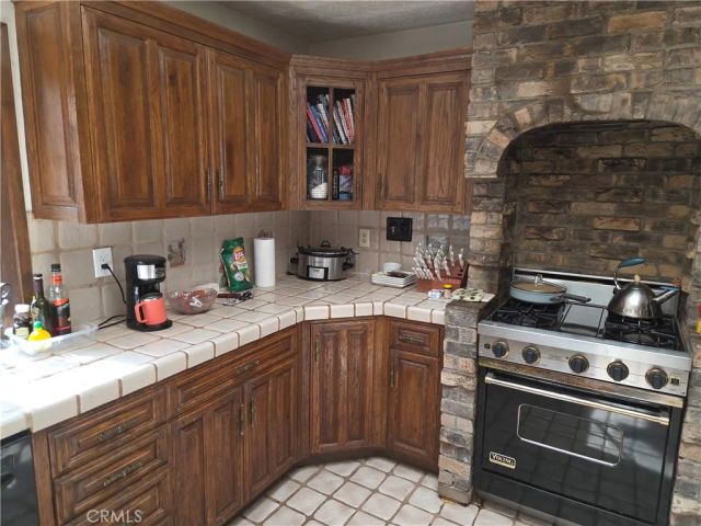 25447 Via Novia, Valencia, CA 91355