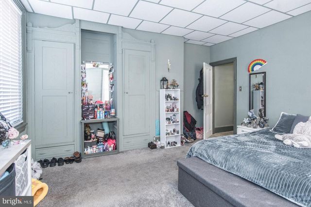 1901 N HOWARD ST, Philadelphia, PA 19122