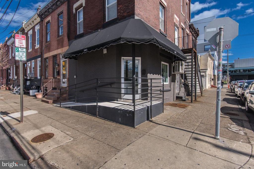 1901 N HOWARD ST, Philadelphia, PA 19122