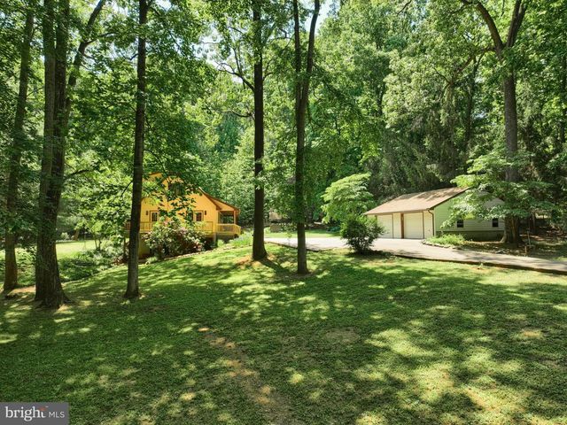 2429 TALL OAK LN, Glenville, PA 17329