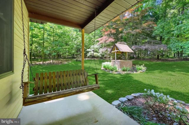 2429 TALL OAK LN, Glenville, PA 17329