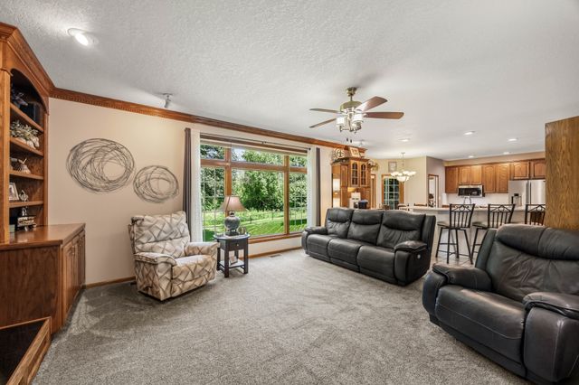 5756 Wentworth None, Johnston, IA 50131