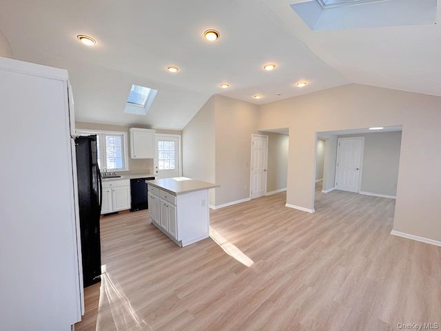 3 Glade Road, Poughkeepsie, NY 12601