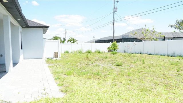 502 Tropicana PKWY W, Cape Coral, FL 33993