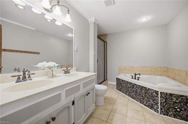 328 Alpine DR, Chesapeake, VA 23322