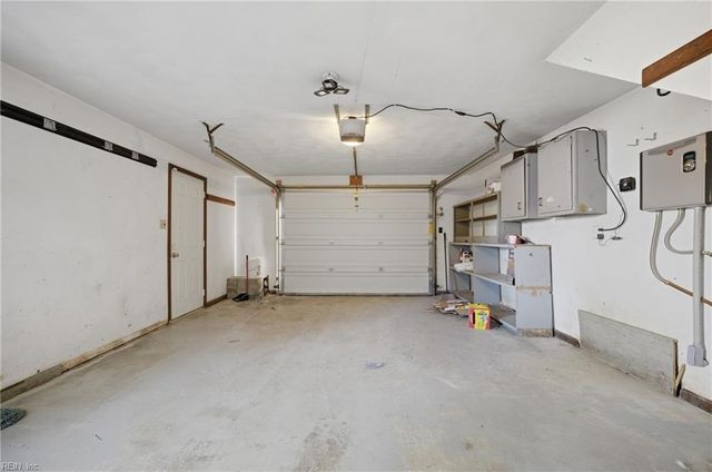 328 Alpine DR, Chesapeake, VA 23322