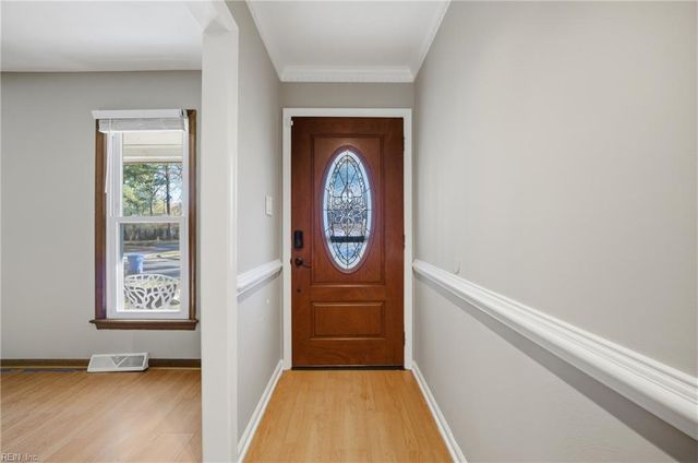 328 Alpine DR, Chesapeake, VA 23322