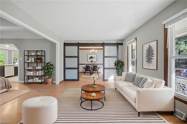 328 Alpine DR, Chesapeake, VA 23322