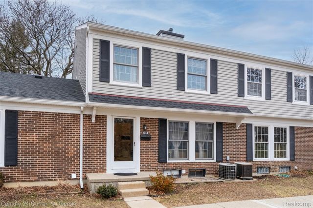 2768 Glenbridge Court, Ann Arbor, MI 48104