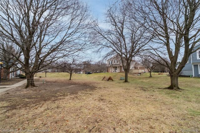 2768 Glenbridge Court, Ann Arbor, MI 48104