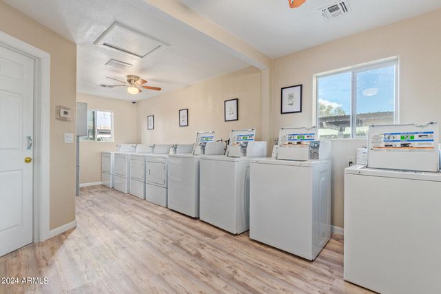 1602 E OCOTILLO Road 121, Phoenix, AZ 85016