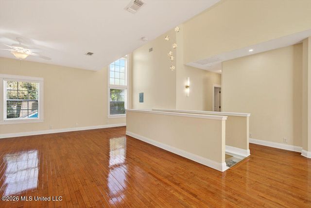 176 Acacia Avenue, Biloxi, MS 39530