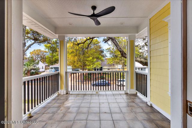 176 Acacia Avenue, Biloxi, MS 39530