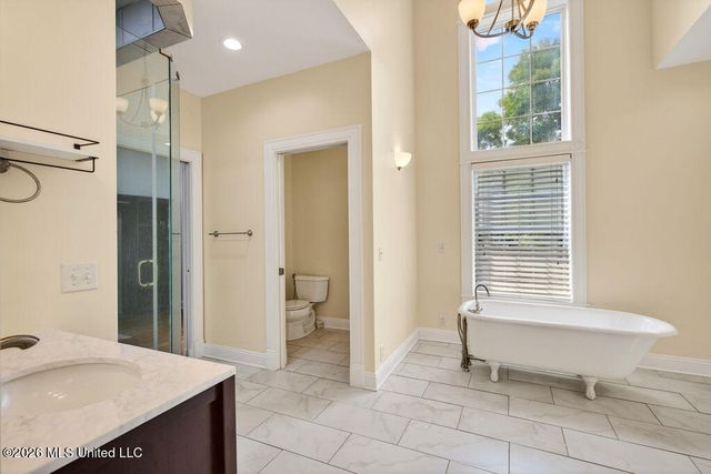 176 Acacia Avenue, Biloxi, MS 39530