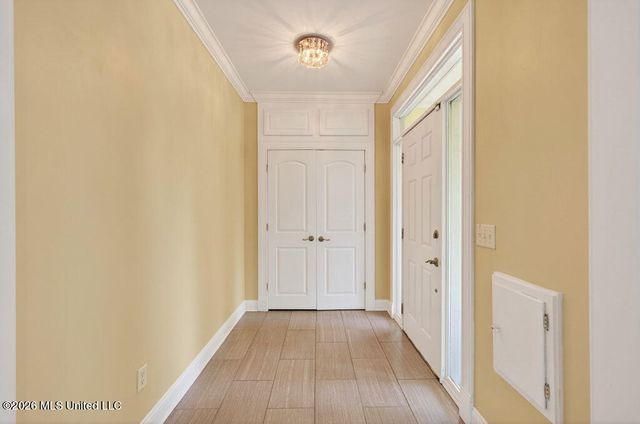 176 Acacia Avenue, Biloxi, MS 39530