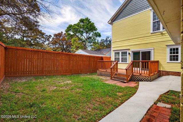 176 Acacia Avenue, Biloxi, MS 39530