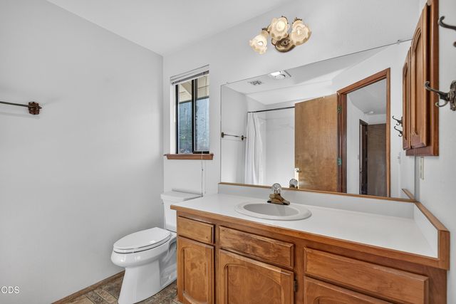1408 NE Heritage Drive, Grants Pass, OR 97526