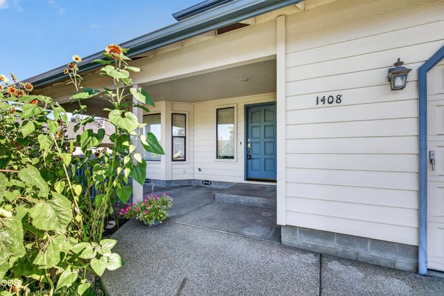 1408 NE Heritage Drive, Grants Pass, OR 97526