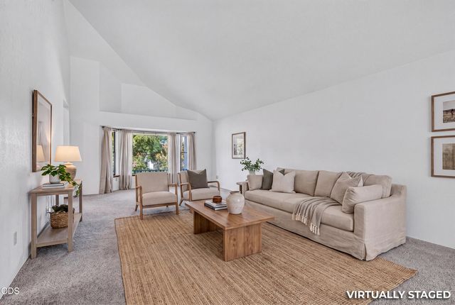 1408 NE Heritage Drive, Grants Pass, OR 97526