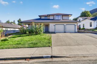 1408 NE Heritage Drive, Grants Pass, OR 97526