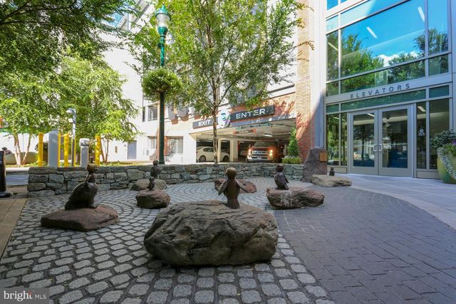 5344 MERRIAM ST, Bethesda, MD 20814