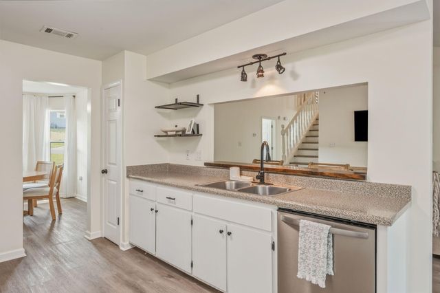 2751 Keats Drive, Crestview, FL 32539