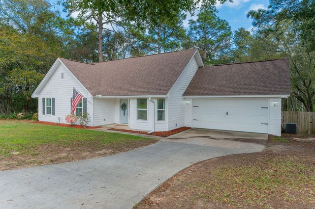 2751 Keats Drive, Crestview, FL 32539