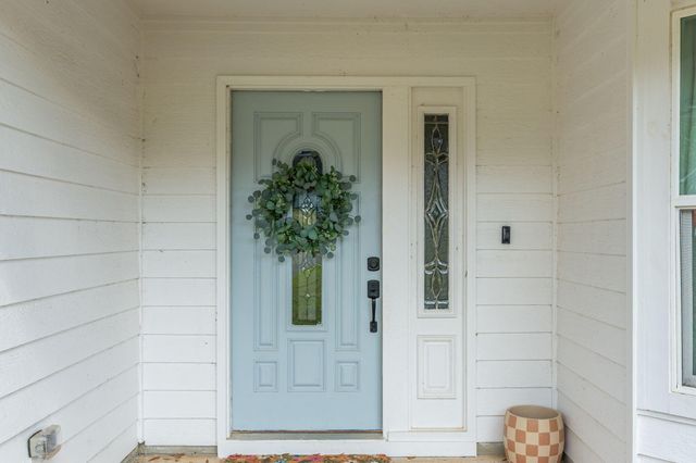 2751 Keats Drive, Crestview, FL 32539